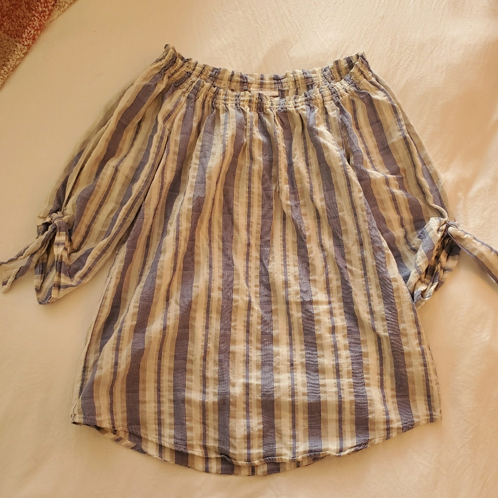 Off-the-Shoulder Striped Linen Top